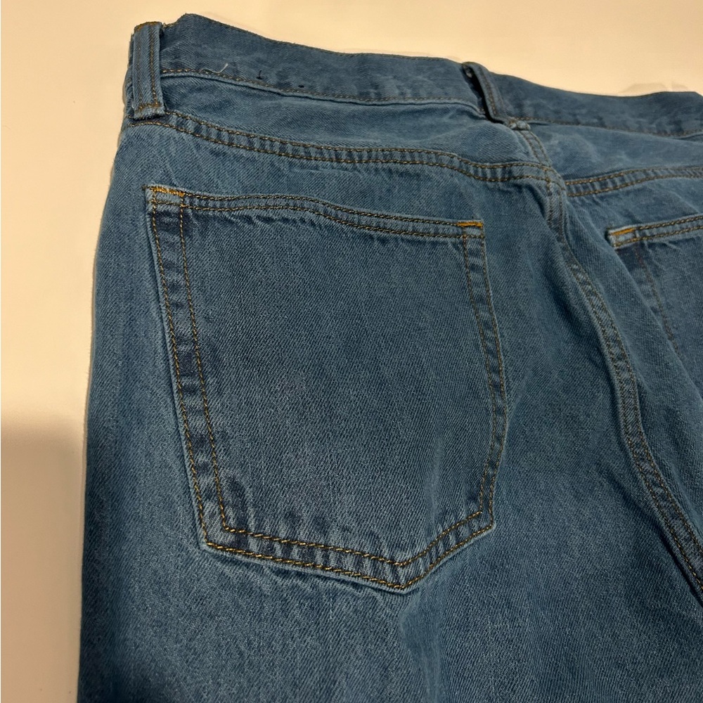 Gap 32x34 Straight Jeans - Picture 12 of 15